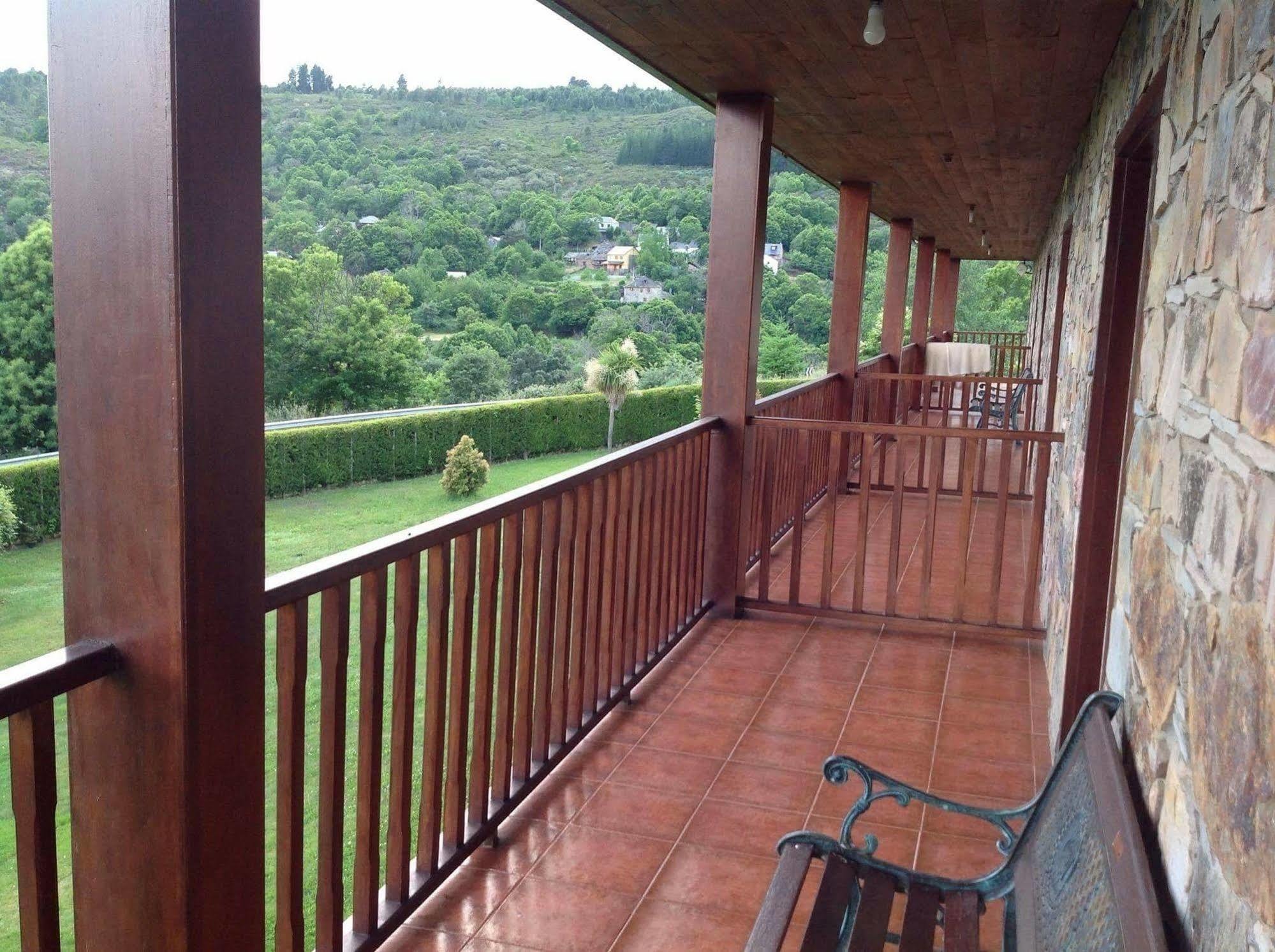 Alojamiento En Entorno Rural Los Trobos Villar de Otero Екстериор снимка